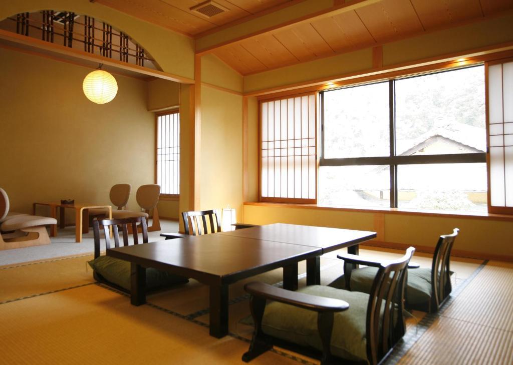 Yutouya Ryokan Toyooka  Oda fotoğraf